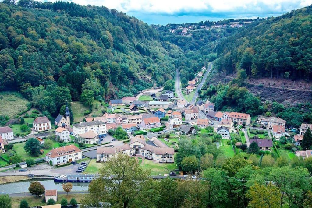 Nature, Charme, Confort, Avec Netflix Et Ps4 Lutzelbourg Exterior photo